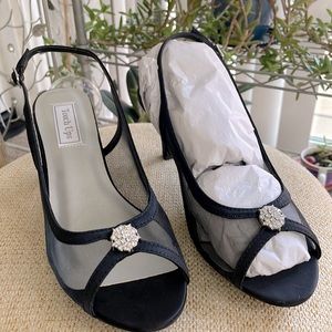 NIB. Classy black mesh heels, size 10